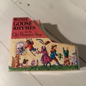Mother Goose Rhymes In The Old Woman’s Shoe Vintage Book 1995 Kidsbooks NEW Prop